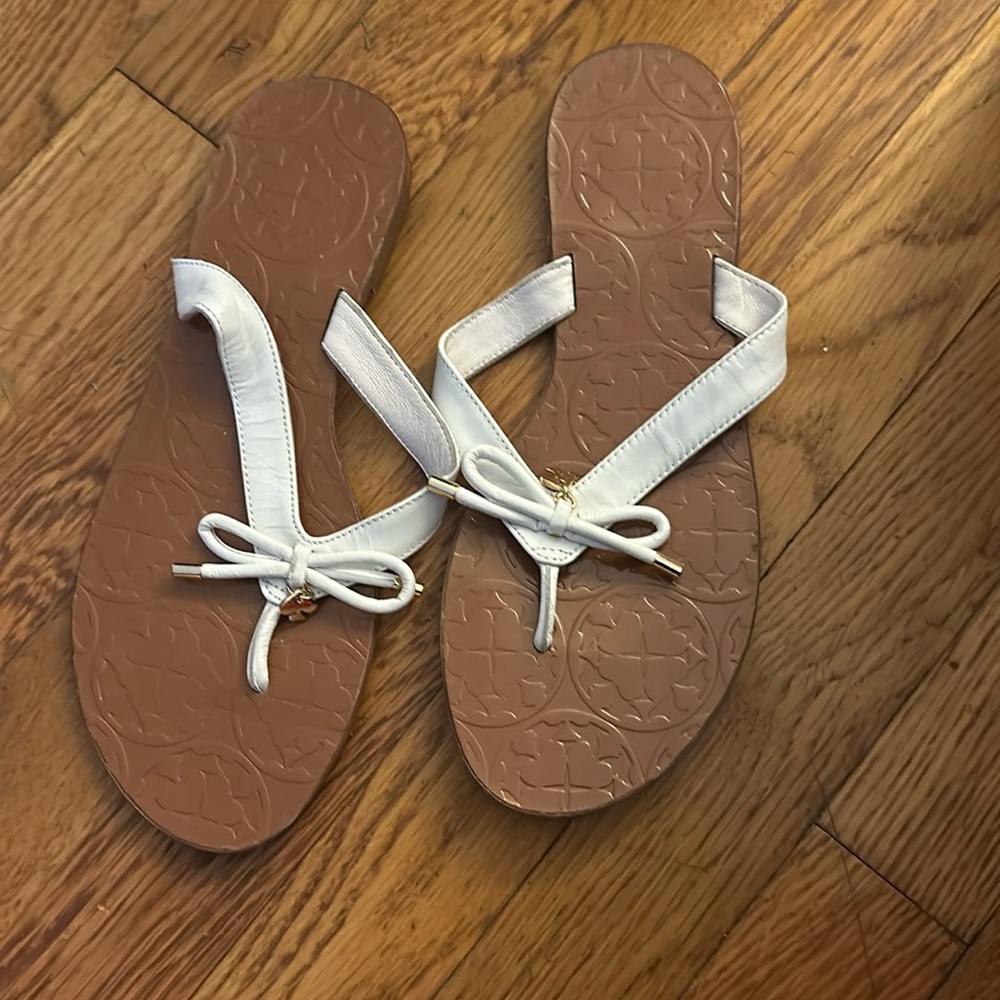 Kate Spade Leather Flip Flops